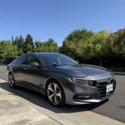 2019 Honda Accord Touring 