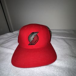 Vintage Reebok Trail Blazers Hat