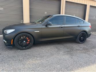 Black matte paint color