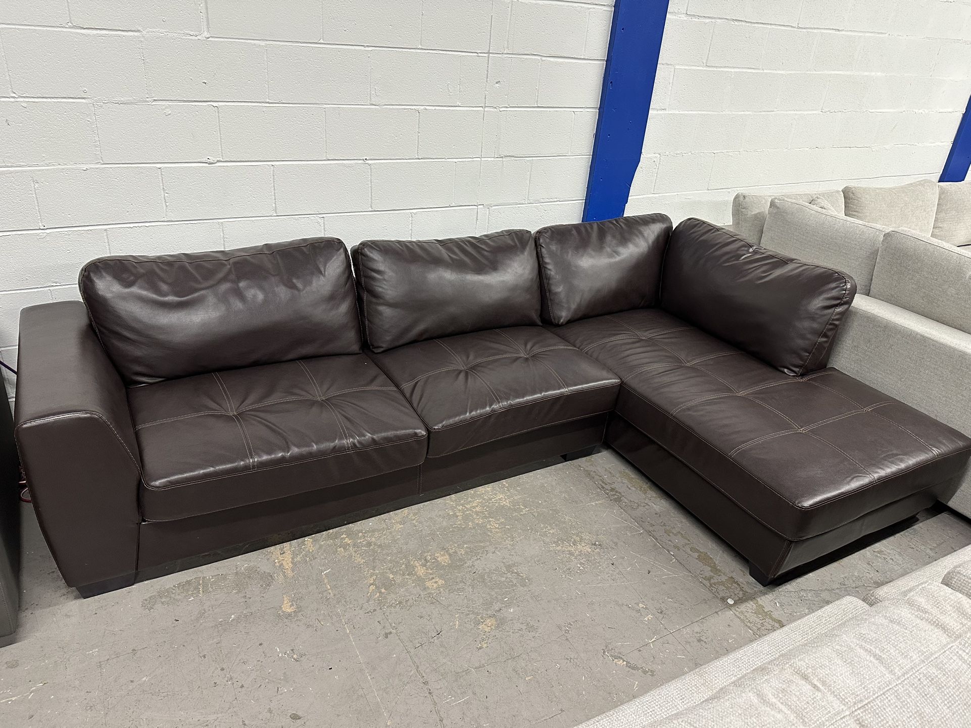 Leather Couch Sectional - free Delivery 