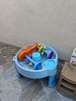 Water game for toddlers