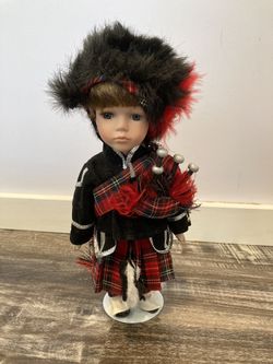 Vintage Collectible Doll 