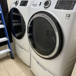 Front Loader Washer & Dryer