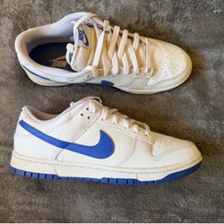 NIKE dunk lows “white hyper royal” 10.5