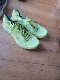 Arc'teryx Norvan SL Women Trail Running Shoes Green Lace-Up Vibram Grip Size 10womens