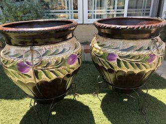 Clay pots