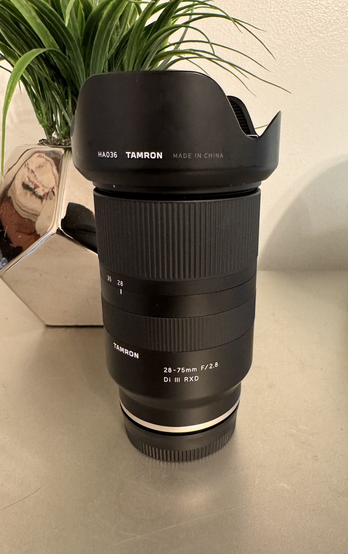 Tamron 28-75mm F/2.8 Di III RXD for SONY full frame E-mount