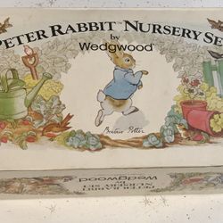 Peter Rabbit Nursery Set