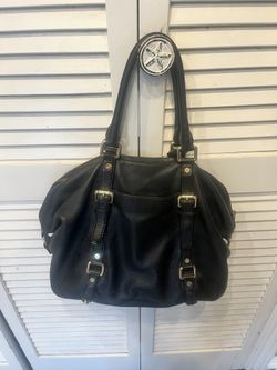Black Michael Kor Purse 