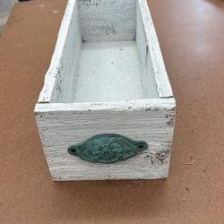 fence board box 17” x 7” x 6”