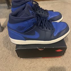 Jordan 1 Obsidian Blue - Size 13
