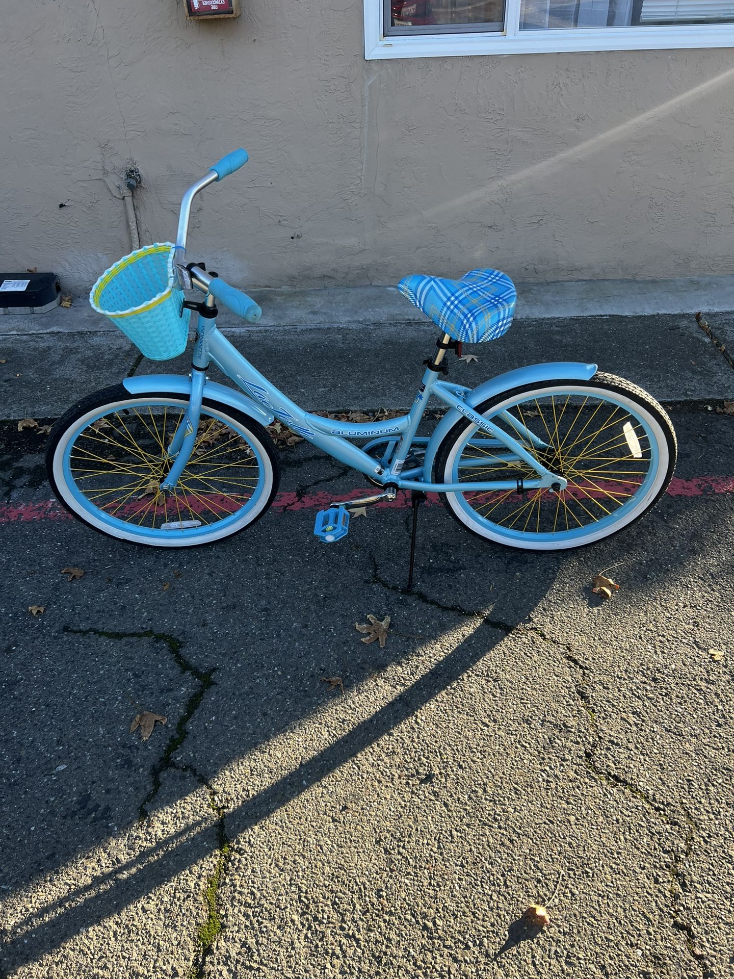 Kent La Jolla Cruiser Classic Bike Aluminum