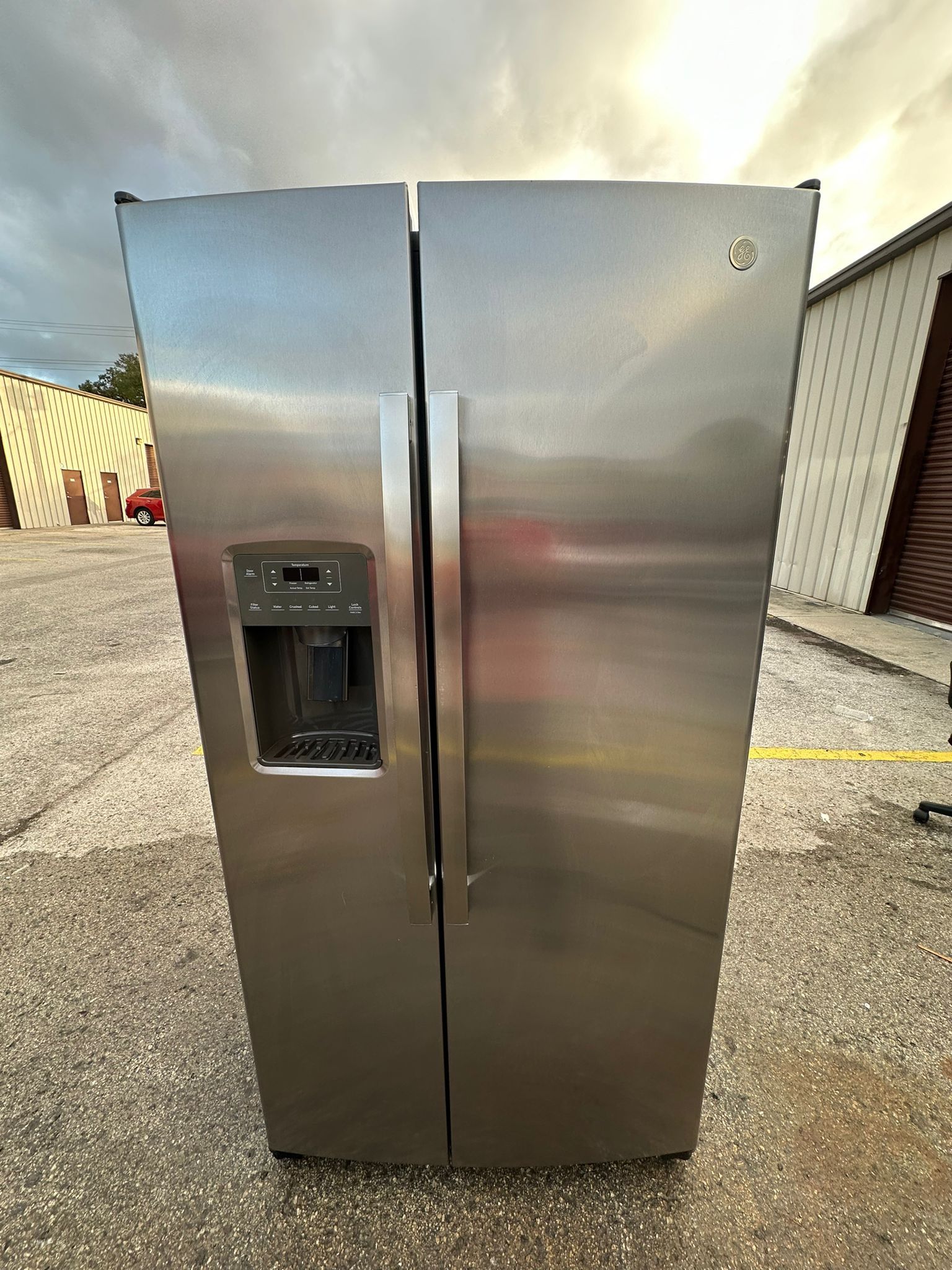 Ge Refrigerator Side Side