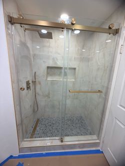 Sliding shower doors