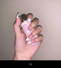 Pre-designed French Tips