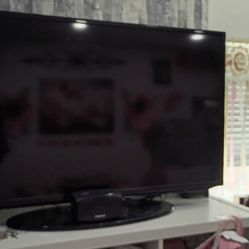 40 Inch Samsung Flat Screen TV