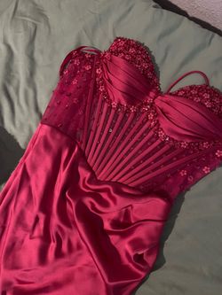 LaDivine dress in color fuchsia