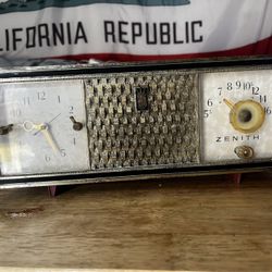 Vintage Clock Radio