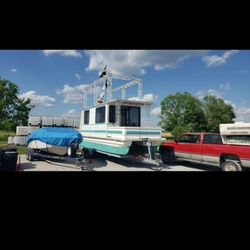 1998 Catamran Little Hobo 30ft Pontoon House Boat Mercury 50 Hp And Trailer