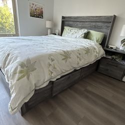 Queen Sized Bed Frame And Mattress 