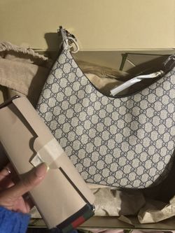 Gucci Purse & Wallet