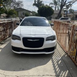 Chrysler 300S 2017