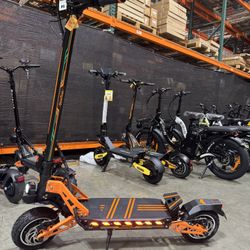 Dual-motor electric scooter