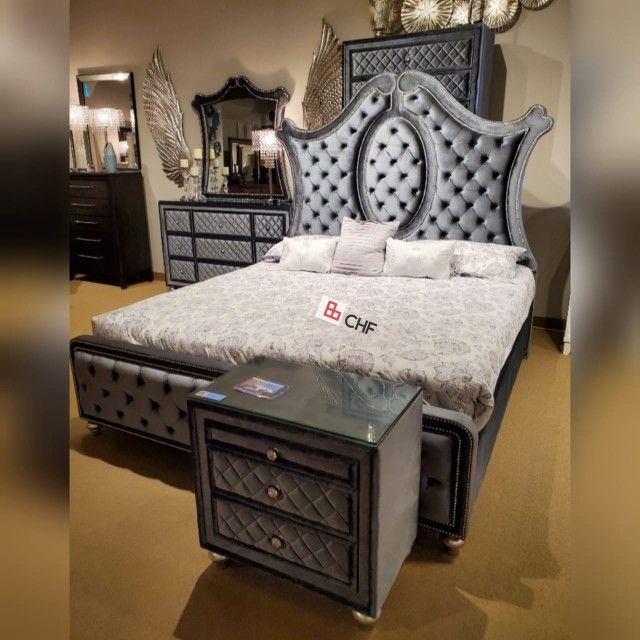 4 Pc Queen or king bedroom set (includes bed frame , dresser with mirror and one nightstand )