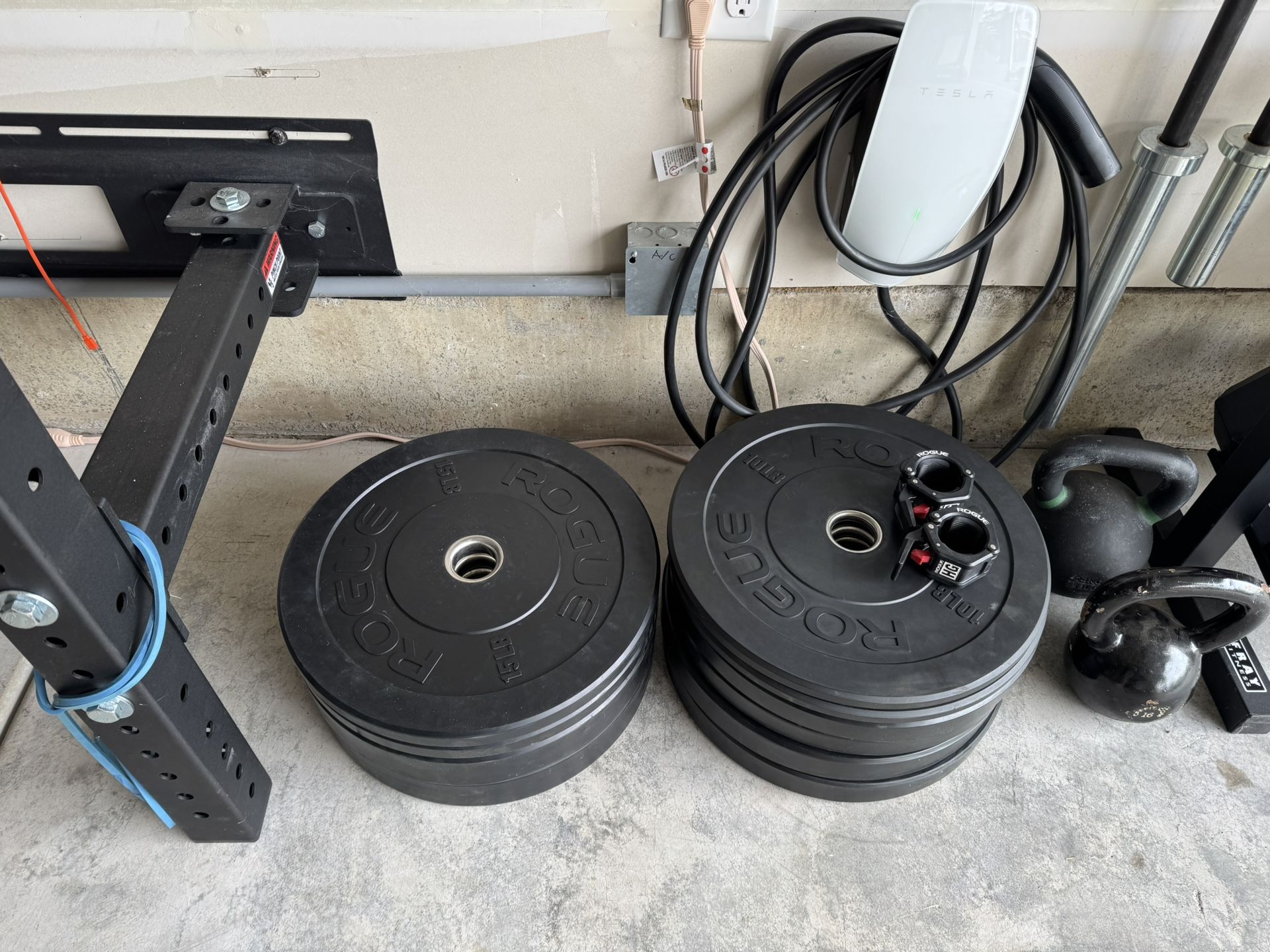 Rogue Fitness 260 LB Set Bumper Plates $500