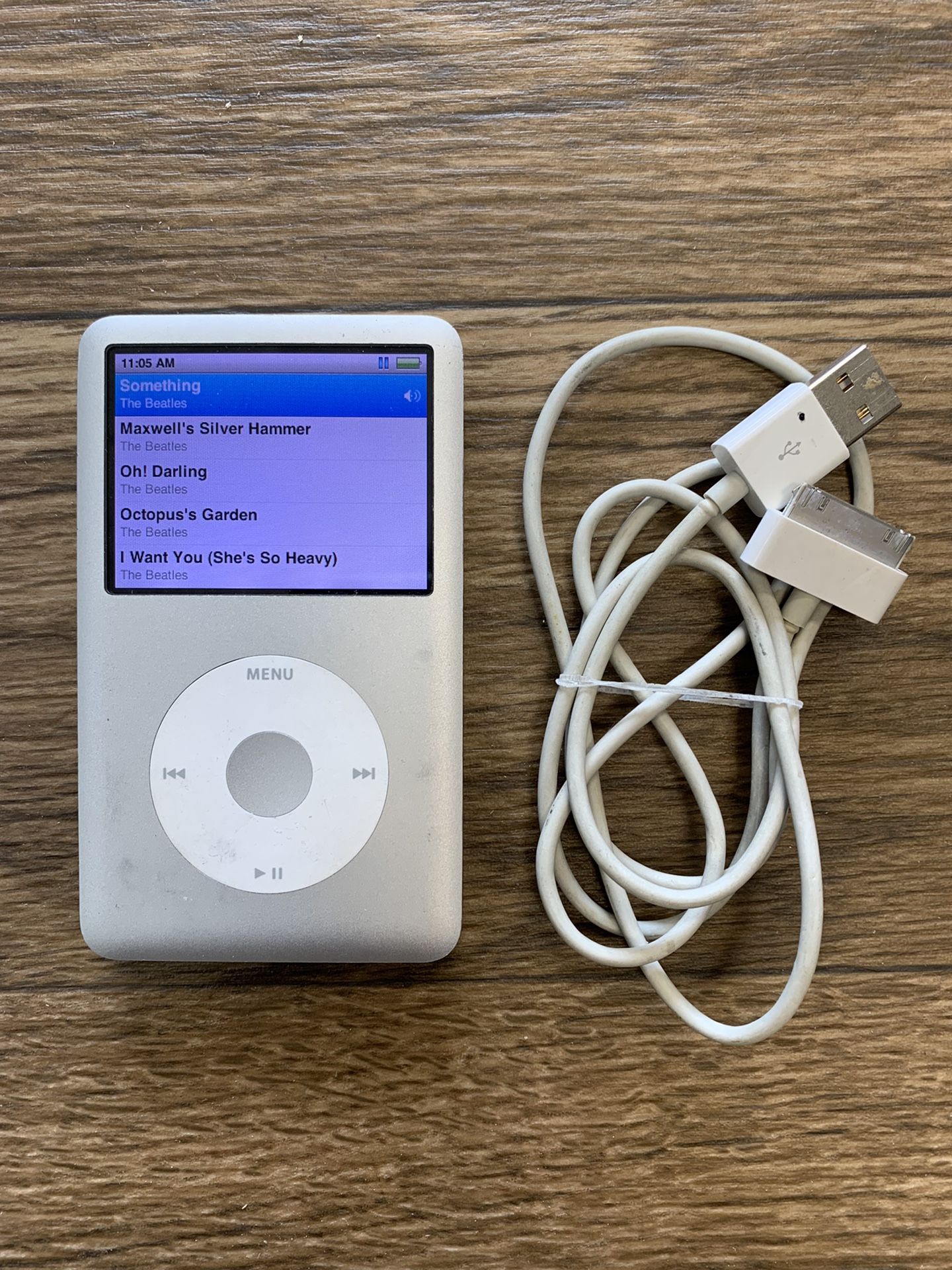 Apple Ipod Classic 6Th Generation 160GB with Charger