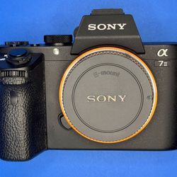 🔥 Sony A7 Mark-II Full-Frame Digital Mirrorless camera 🔥