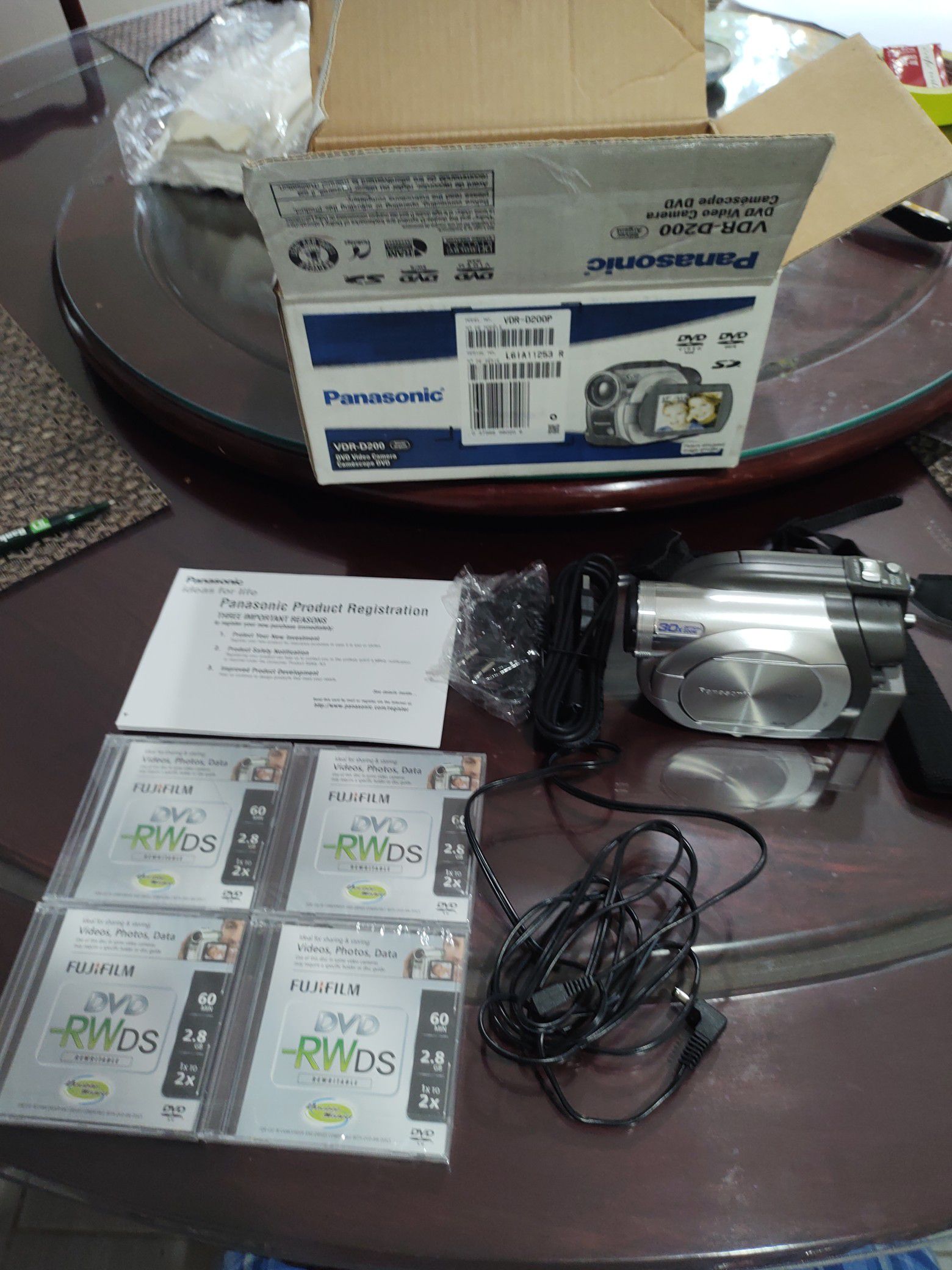 Panasonic VDR-D200 DVD Video Camera