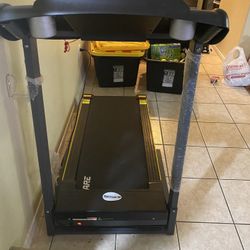 Maxkare Treadmill 