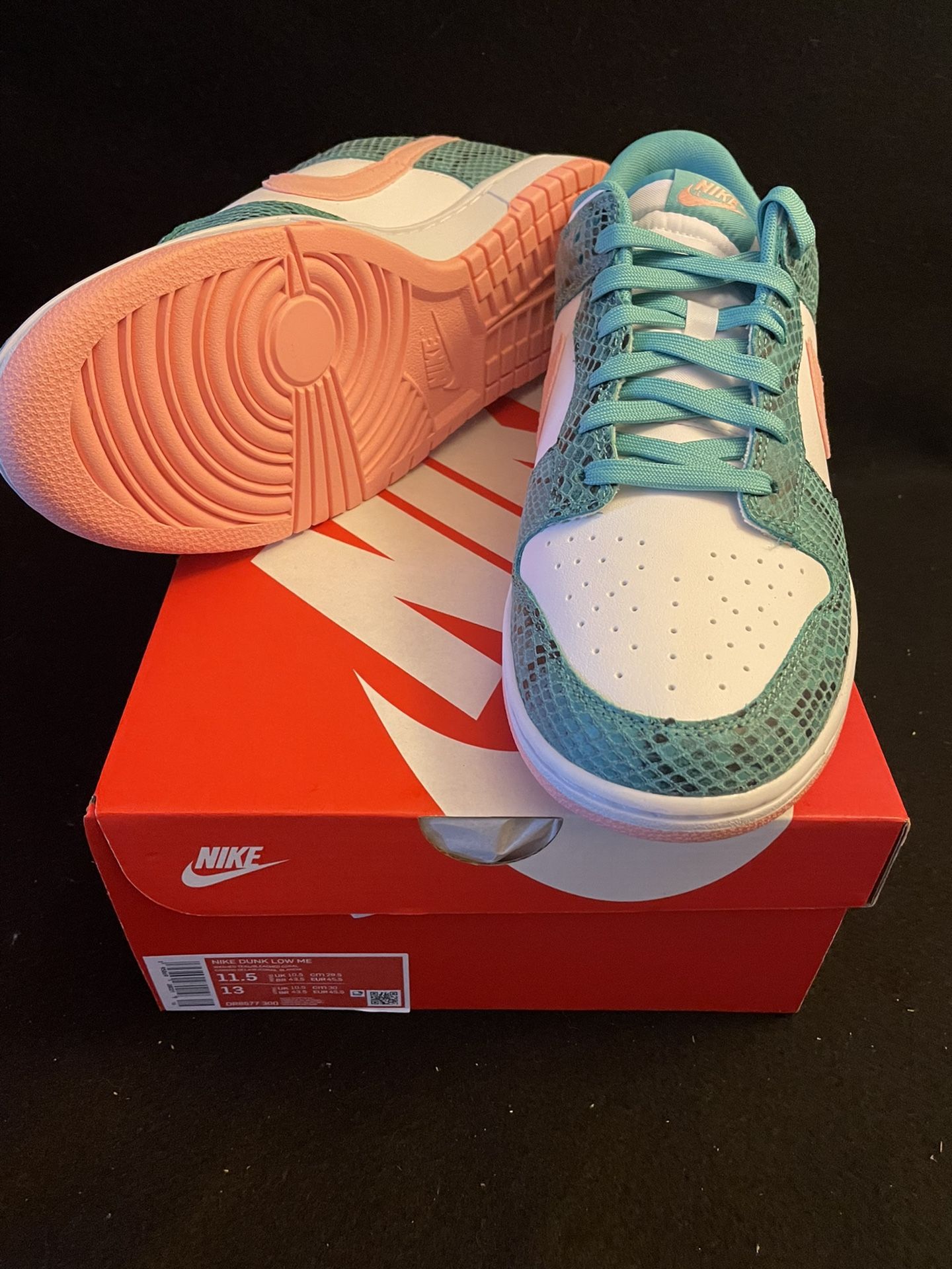 Dunk low snakeskin teal