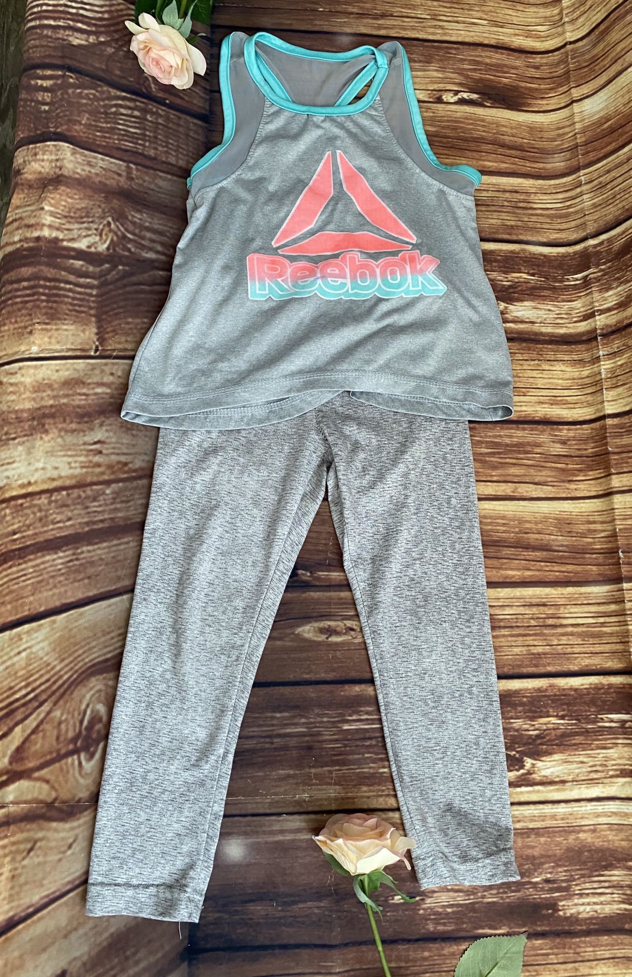 Reebok Toddler Girls Athletic Gray Set of 2pcs Sz 4