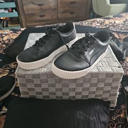 Woman Puma 7 1/2