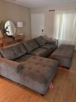 L-shaped sectional with storage ottoman