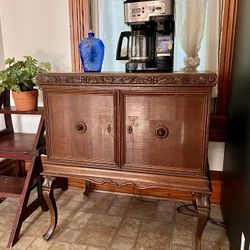 Antique Oak/Walnut Style Buffet/ Bar Cabinet - Carved Details, Cabriole Legs, Original Hardware