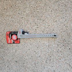 Milwaukee 24in Aluminum Pipe Wrench