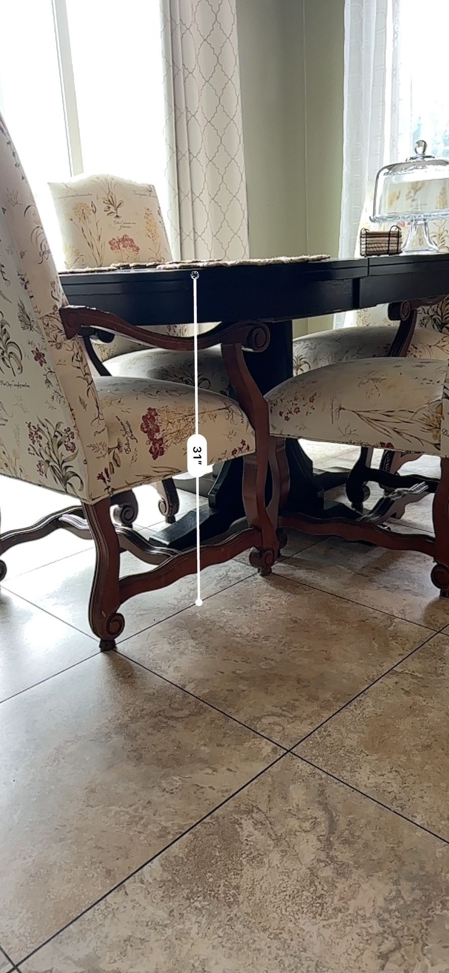Dinning Table With Chairs