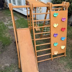 Avenlur Small Wooden Jungle Gym (Indoor/Outdoor And Collapsible!) - Condition Like New