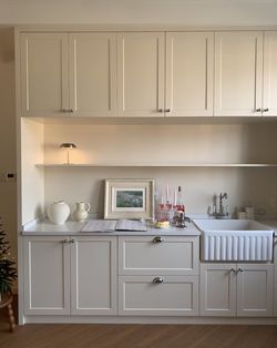 Antique White Shaker
