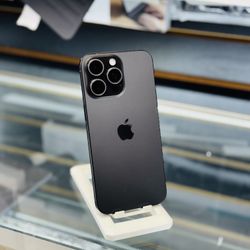 iPhone 15 Pro Max (Factory Unlocked) 