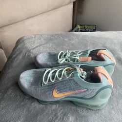 Nike Vapormax Size 10