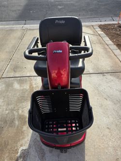 Pride Mobility Victory 3 Wheel Scooter Heavy-duty Like New 