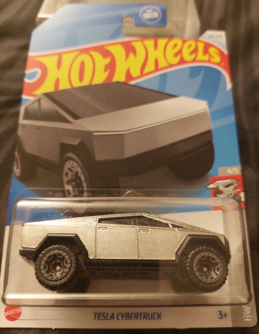 Hot Wheels Tesla Cyber Truck 2024 Rolling Metal Series
