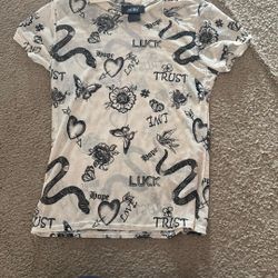 Size M Womens Shirt