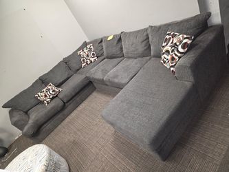 Sectional couch