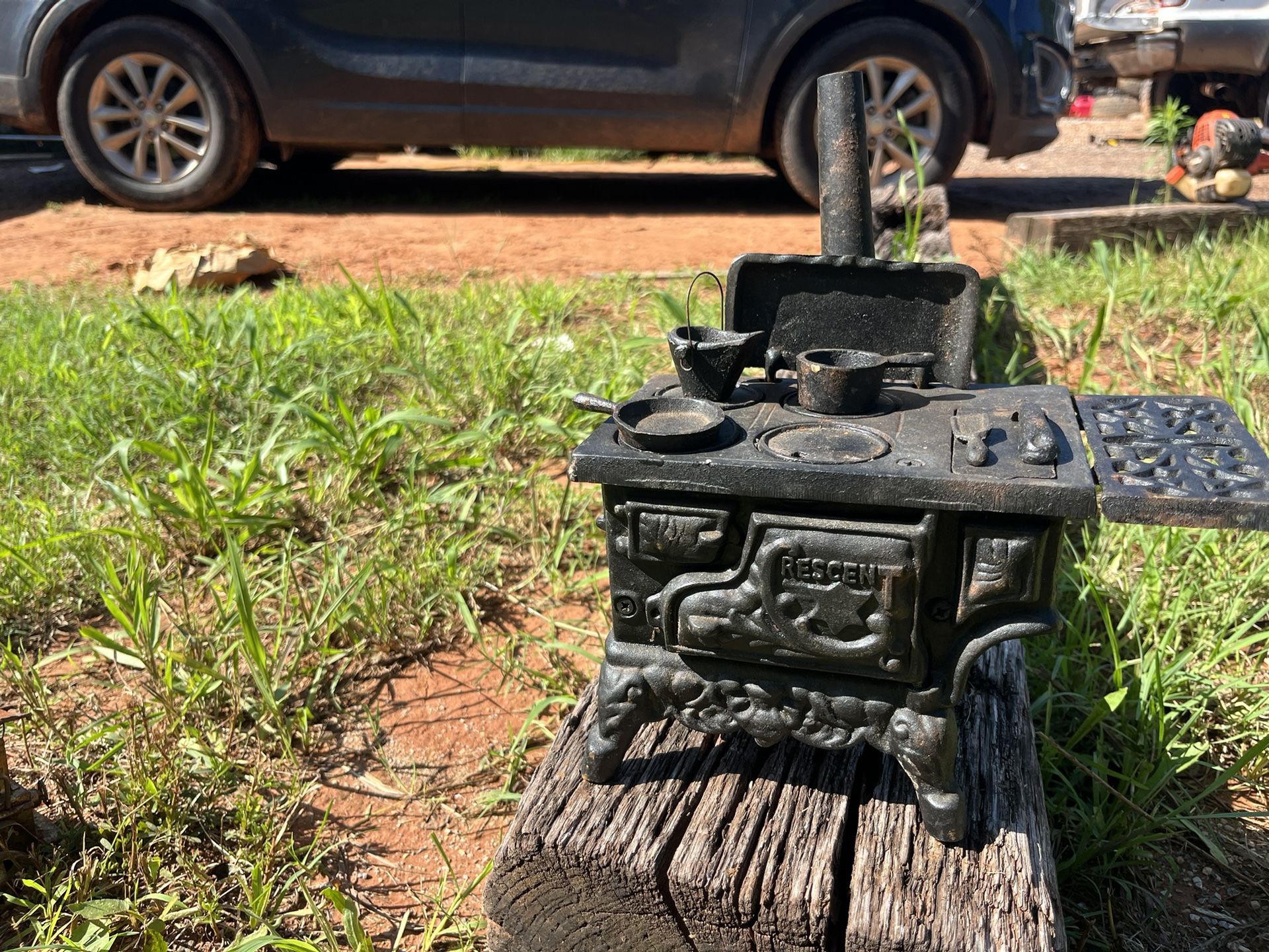 Miniature Replica Of A Full sized Cast iron Stove American Made In 1840s Originally And Reproduced Until 1994