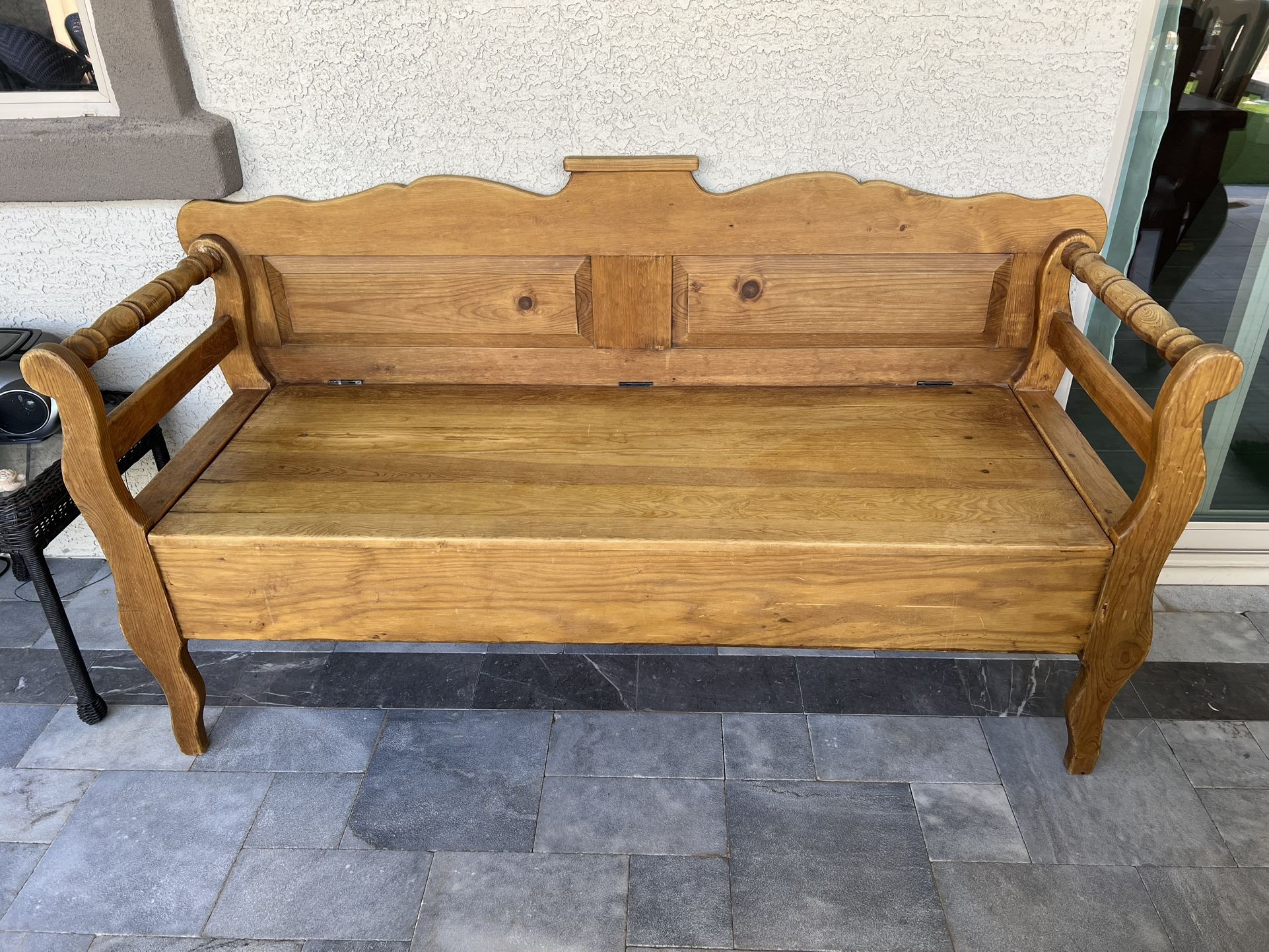 RUSTIC WOOD HACIENDA BENCH